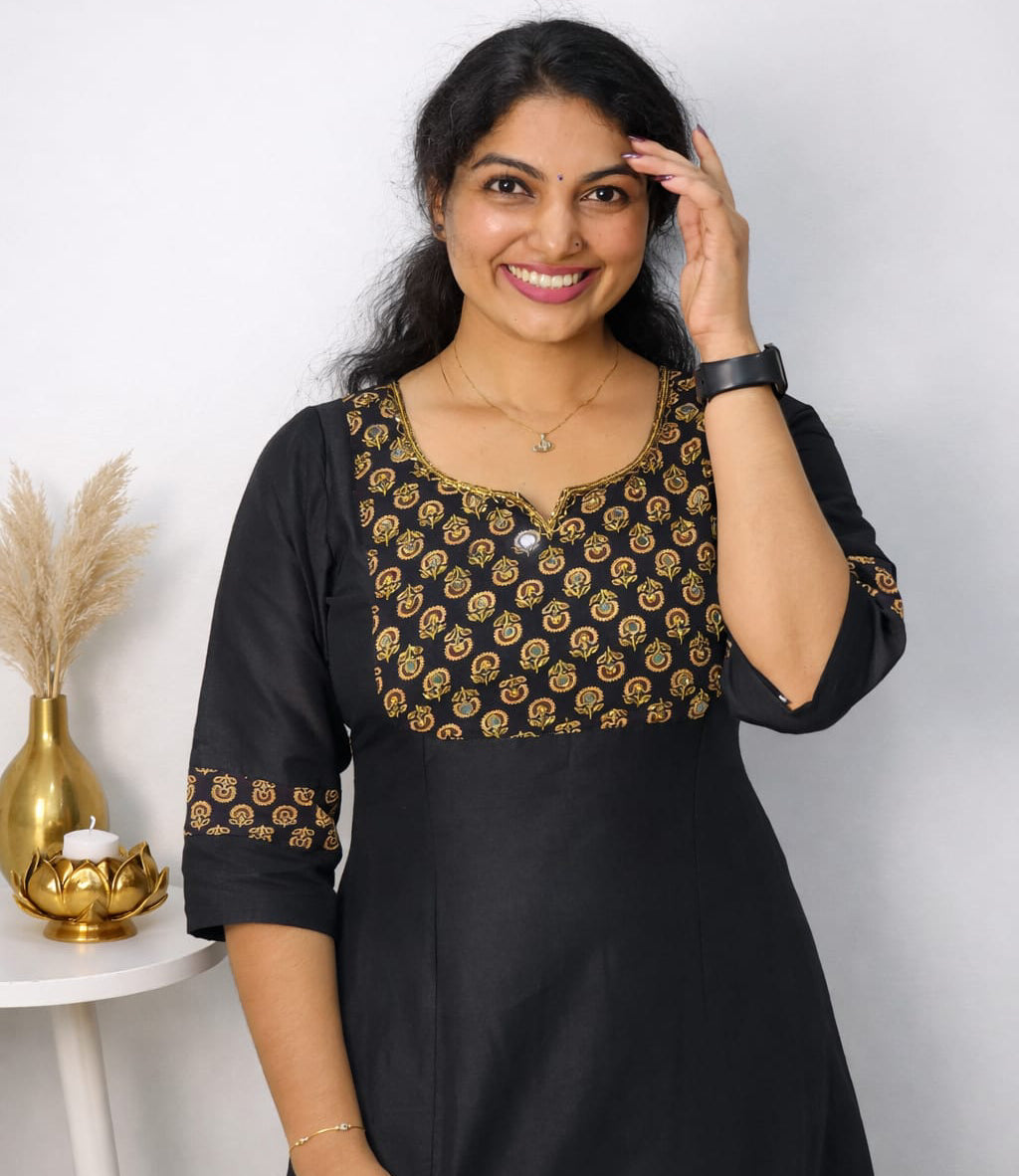 Ajrakh patched cord set