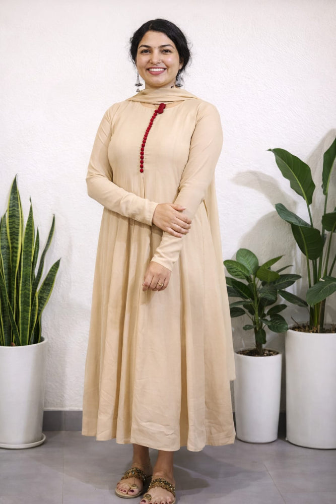 Panelled Anarkali in georgette fabric - Mizhiboutique