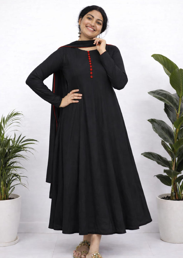 Panelled Anarkali in georgette fabric - Mizhiboutique