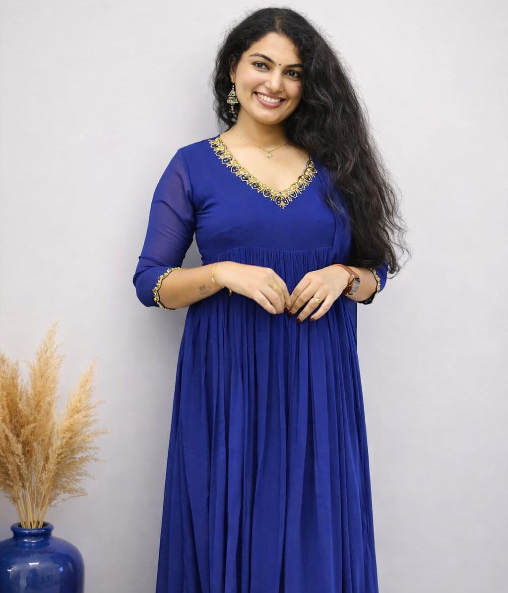 Handworked pleeted kurti - Mizhiboutique
