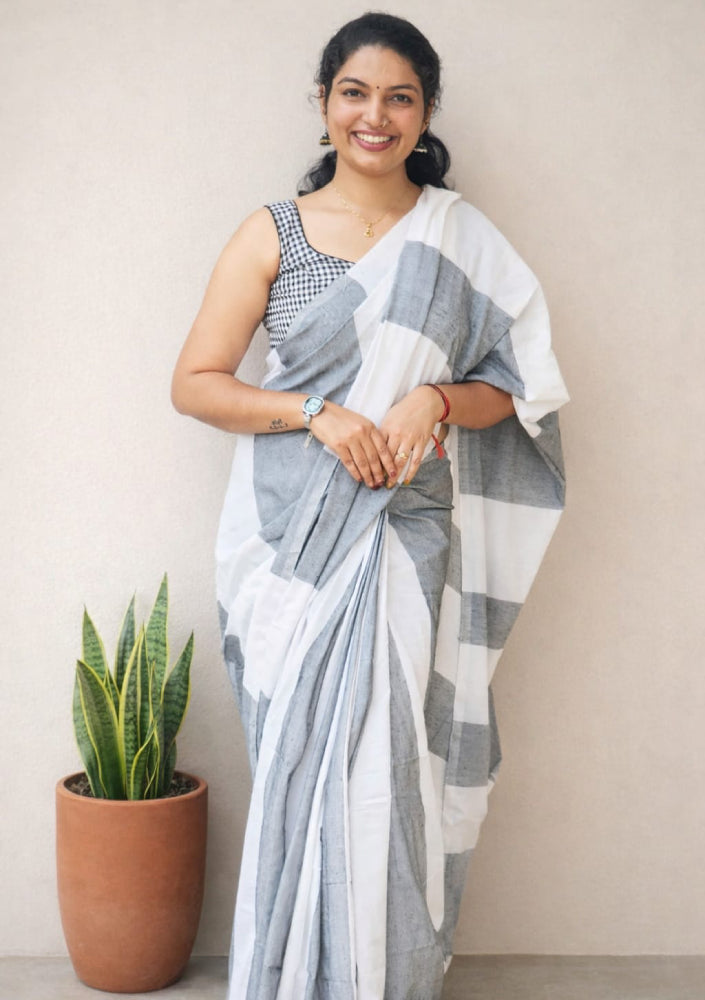 Khadi Cotton Saree - Mizhiboutique