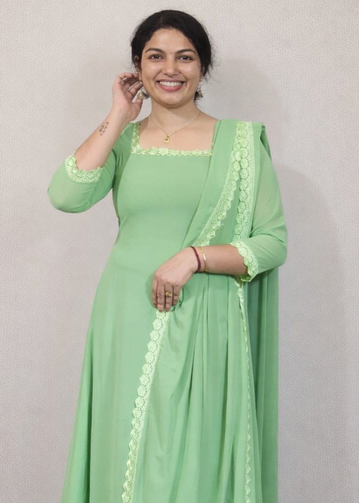 Aline lace dress with duppatta - Mizhiboutique