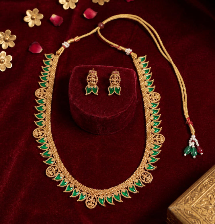 Traditional Gold-Tone Necklace Set with Green Leaf Motifs