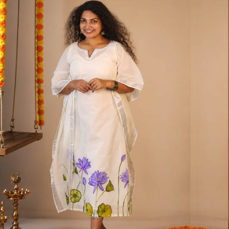 Hand-Painted Cotton Kaftan Kurti – Ivory White with Water Lily Design