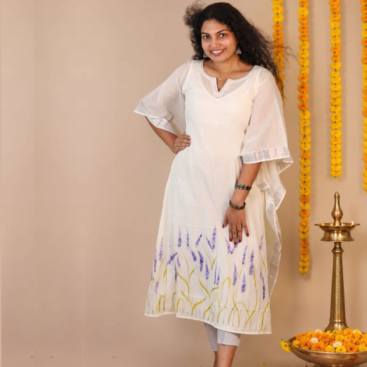 Hand-Painted Cotton Kaftan Kurti – Ivory White with Lavender Floral Design