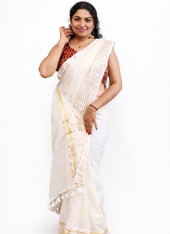 Mulcotton stripped golden saree - Mizhiboutique