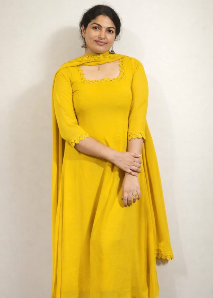 Aline lace dress with duppatta - Mizhiboutique